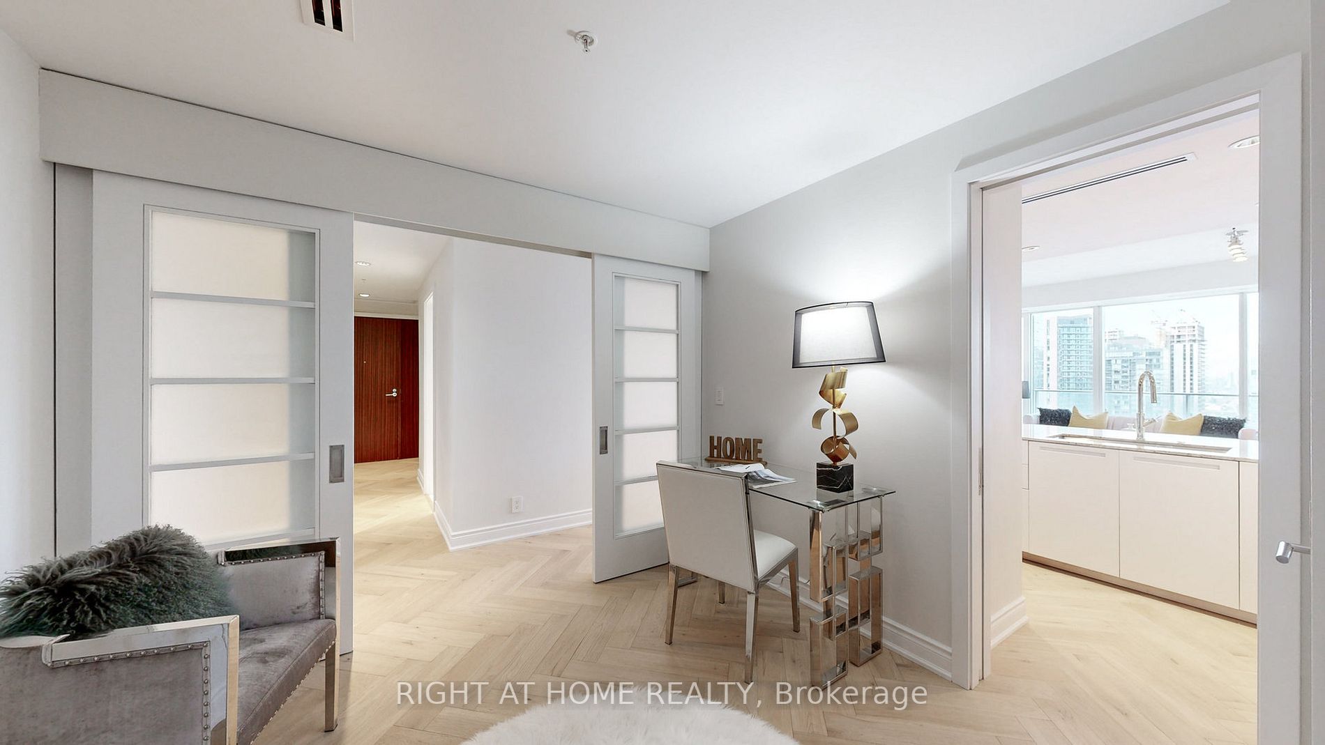180 University Ave, #4103