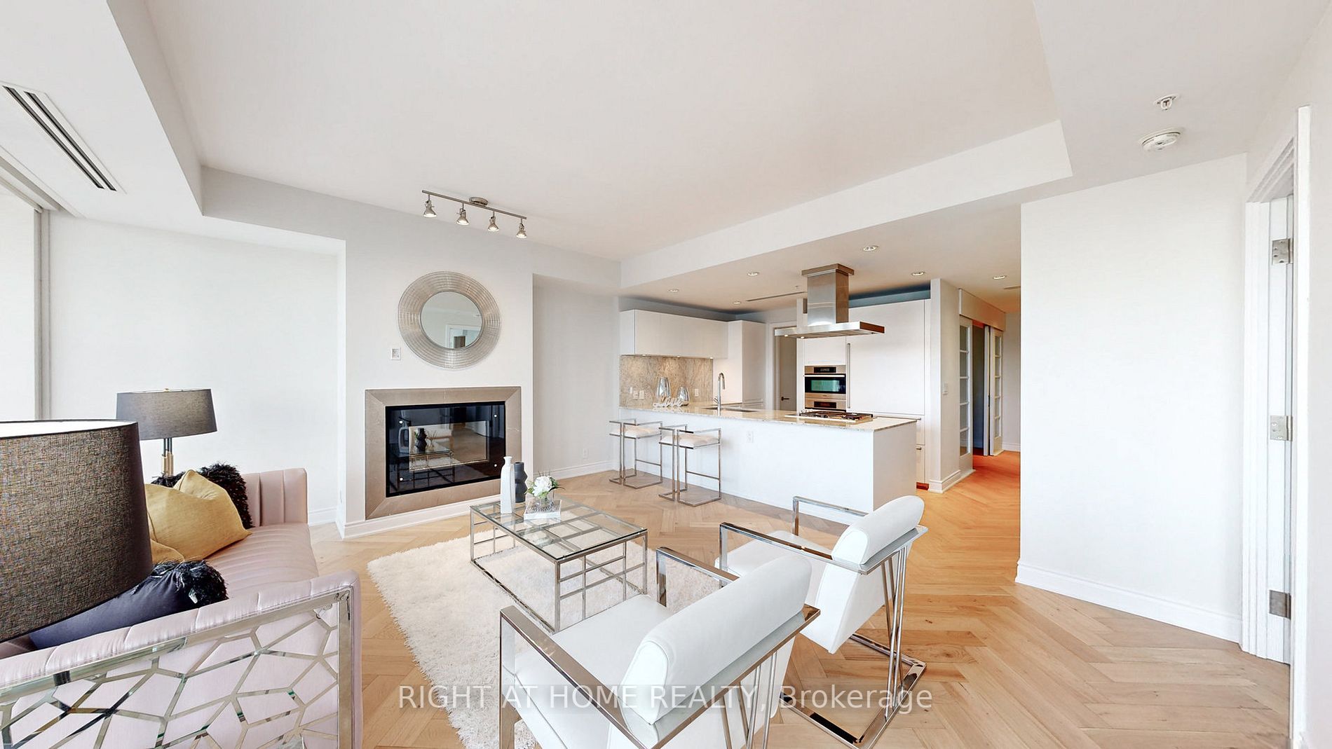 180 University Ave, #4103