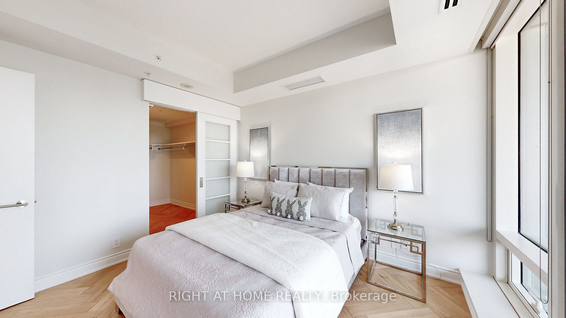 180 University Ave, #4103