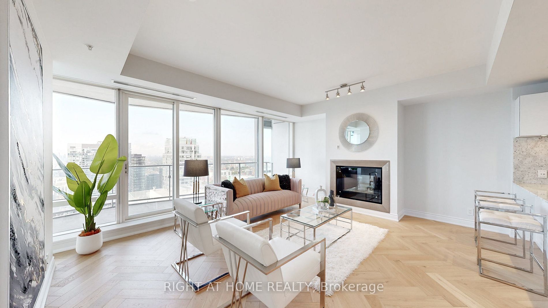 180 University Ave, #4103
