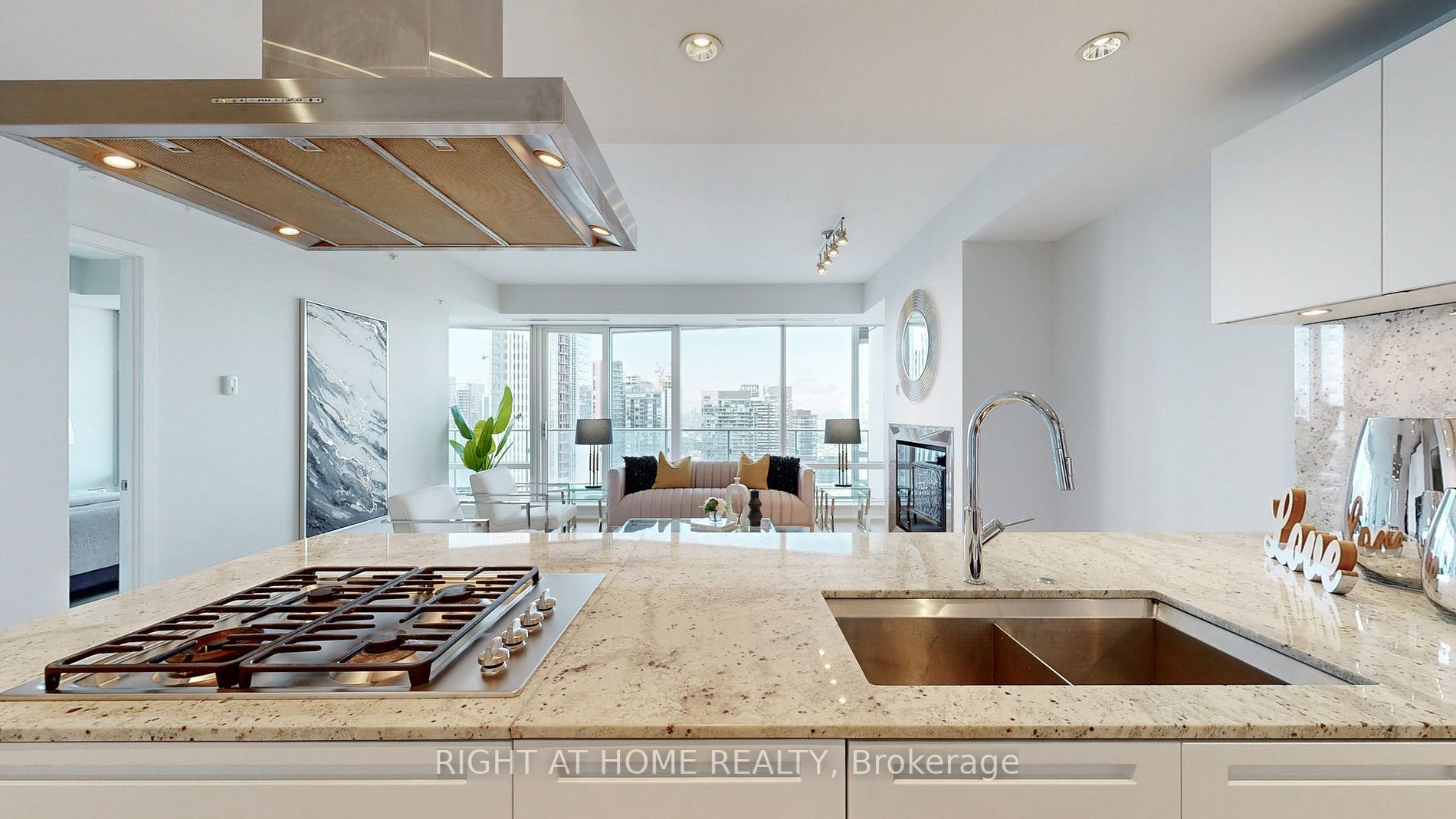 180 University Ave, #4103