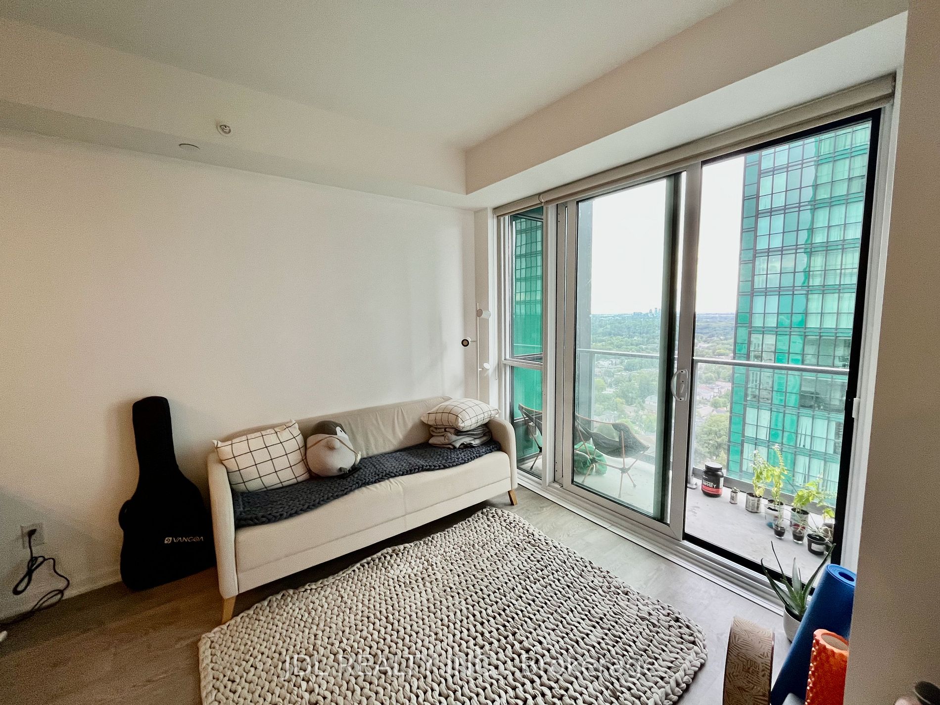 9 Bogert Ave, #2704