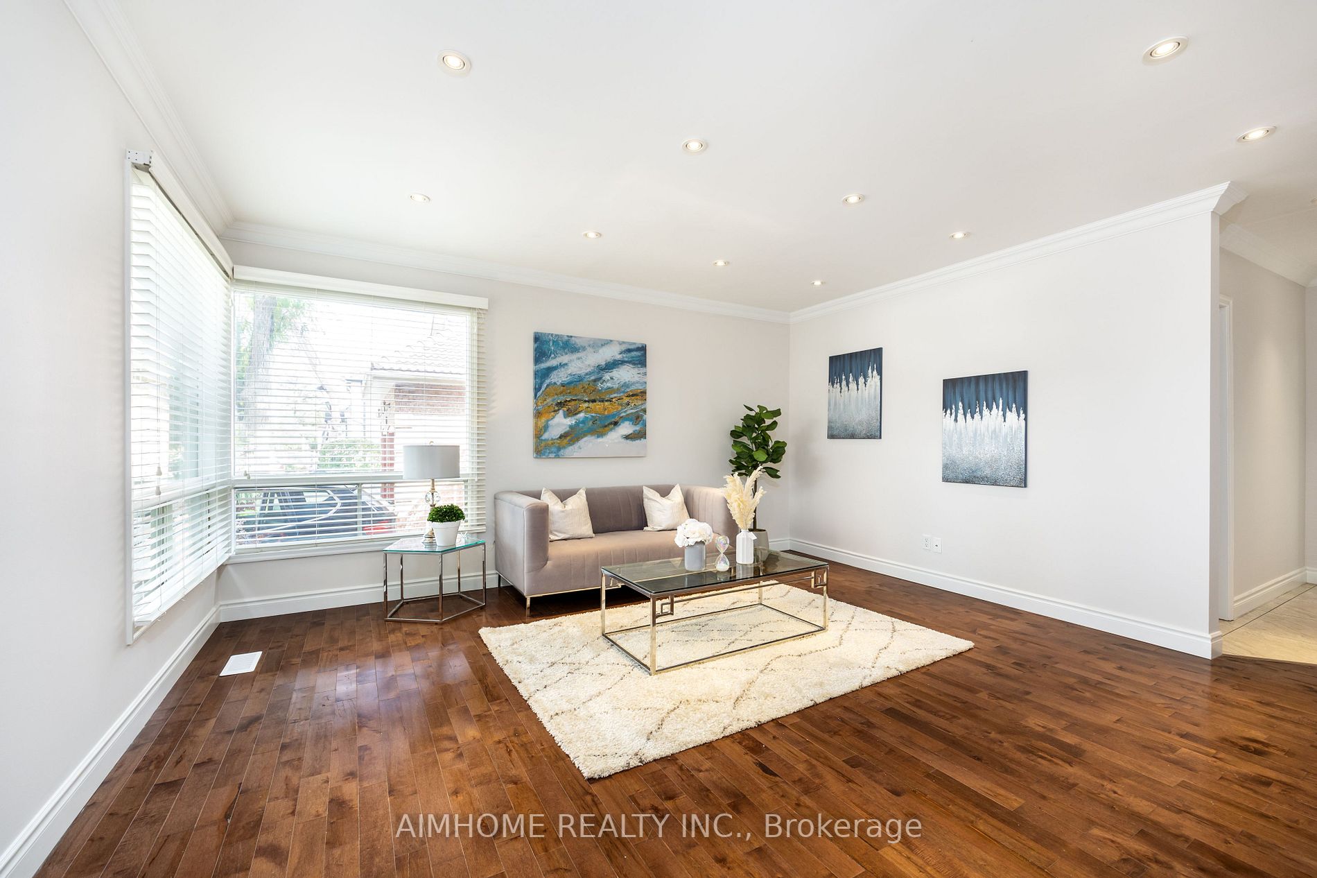 471 Cummer Ave