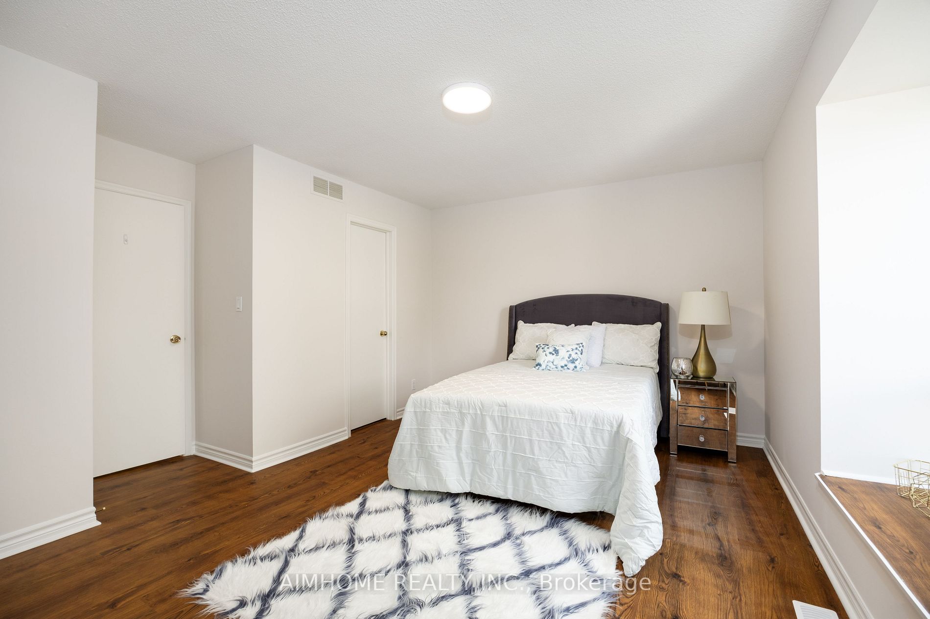 471 Cummer Ave