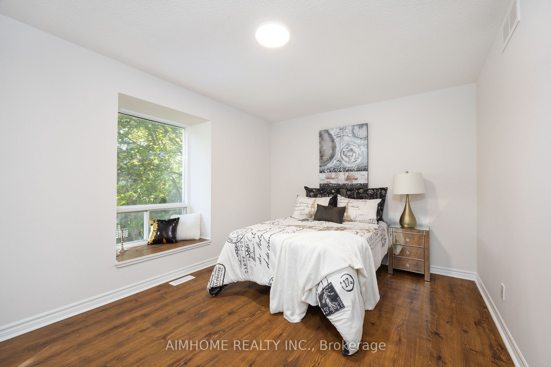 471 Cummer Ave