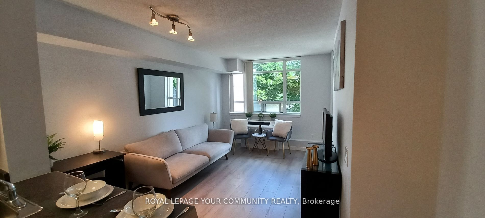 155 Beecroft Rd, #201