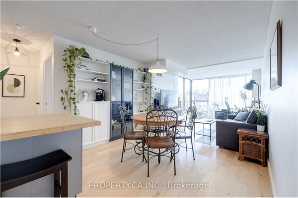 117 Gerrard St E, Toronto