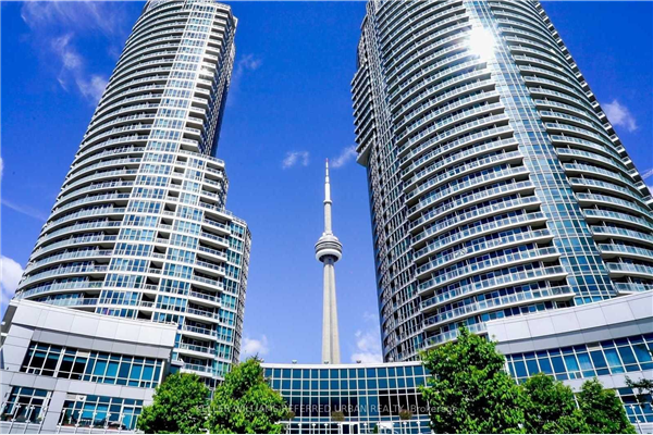208 Queens Quay W, Toronto