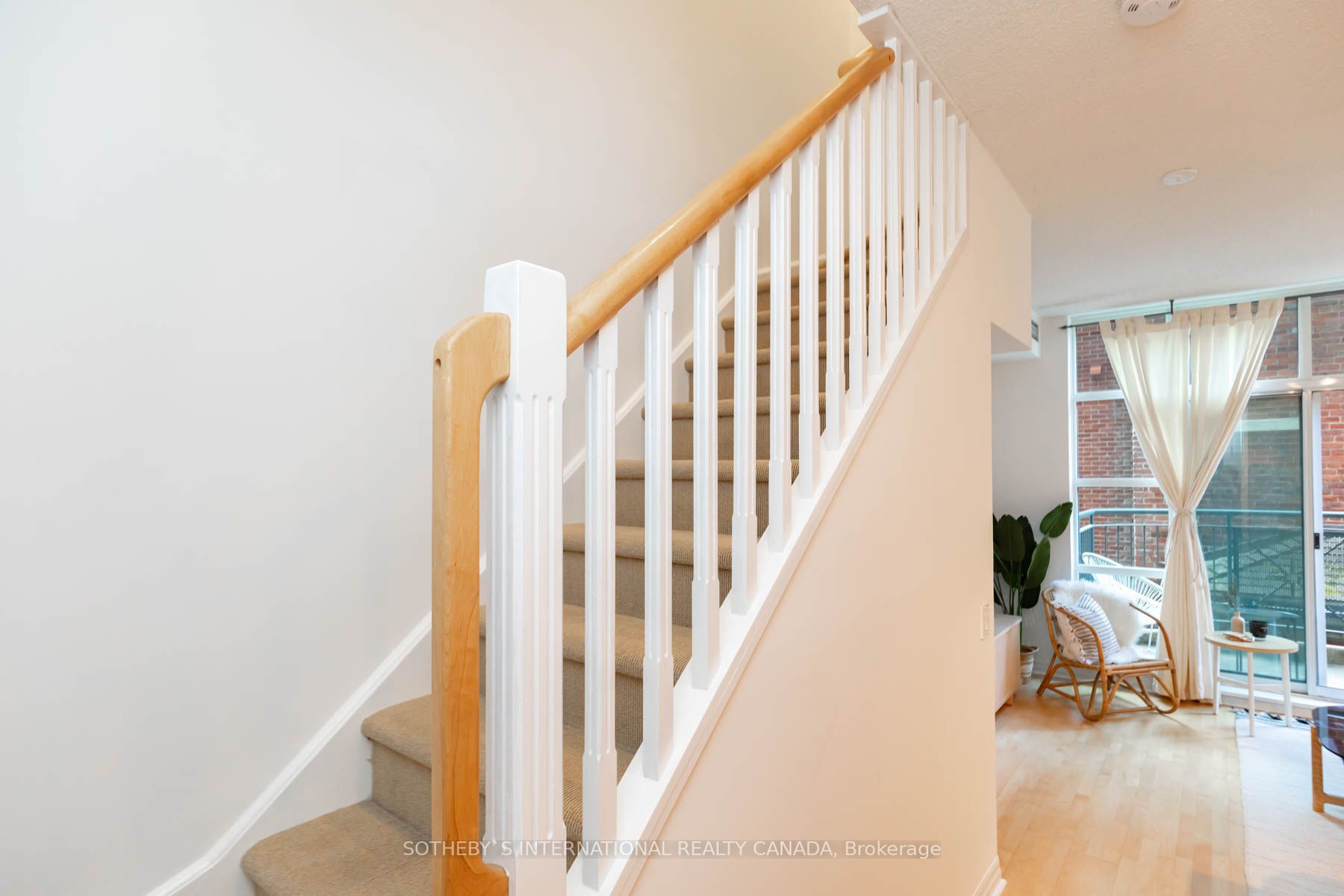 901 Queen St W, #224