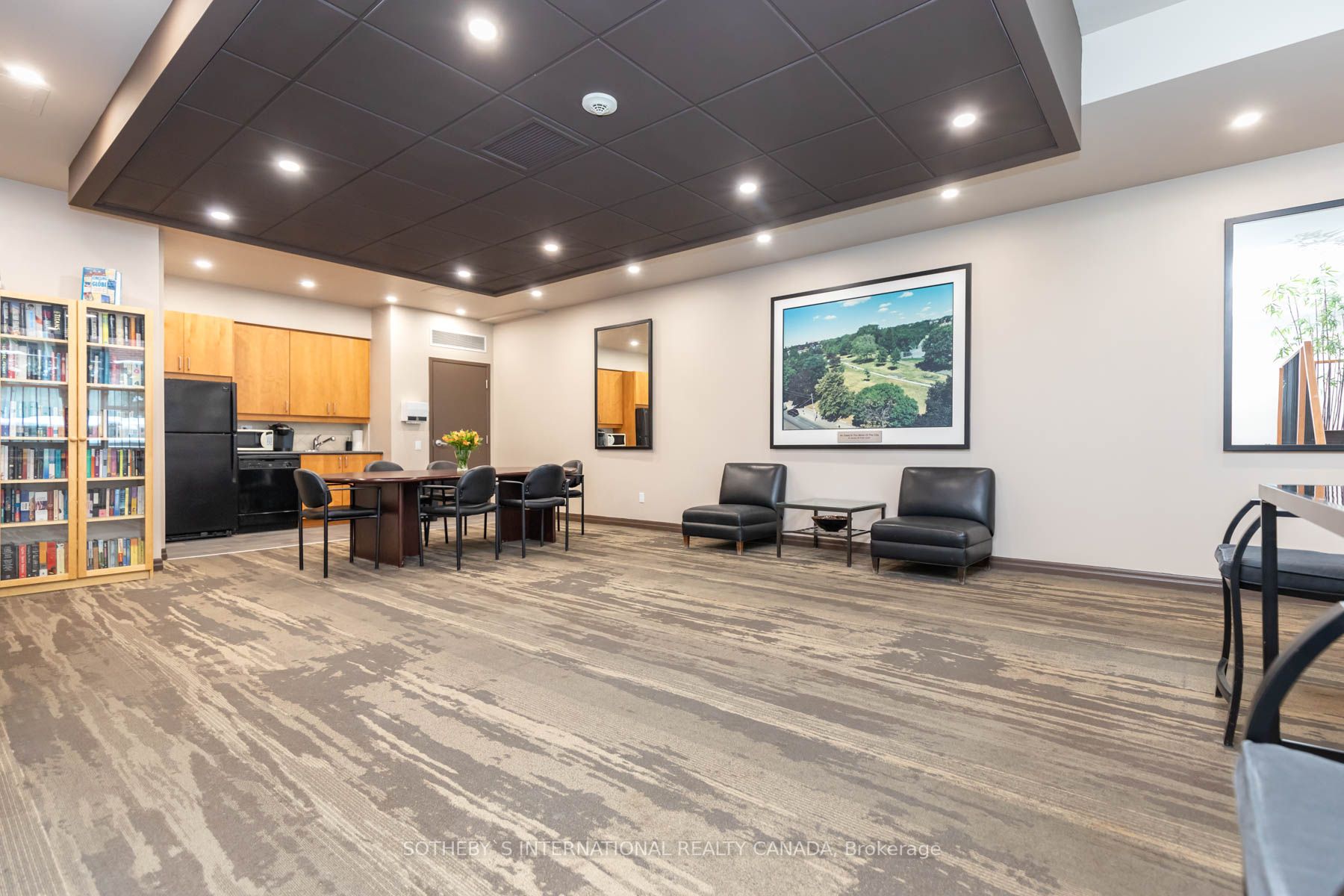 901 Queen St W, #224
