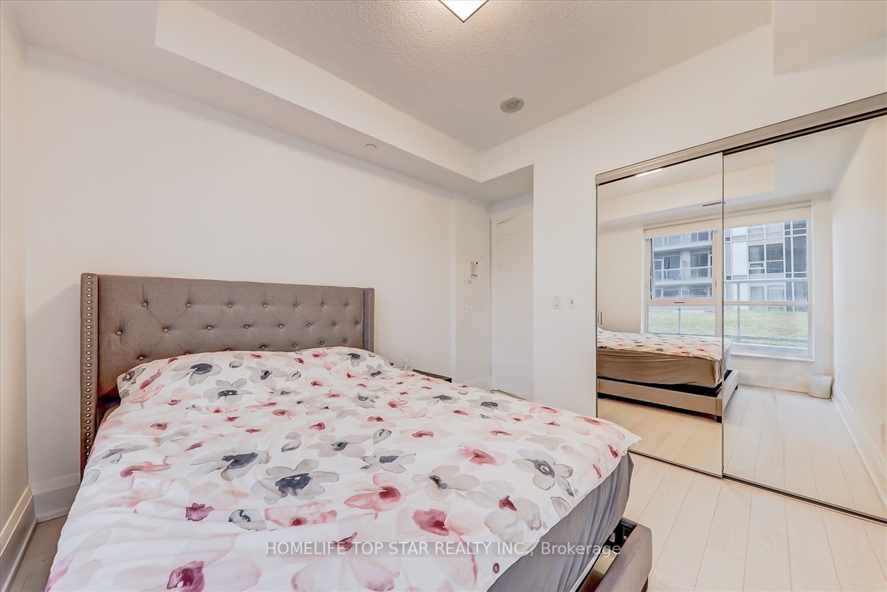 120 Harrison Garden Blvd, #901