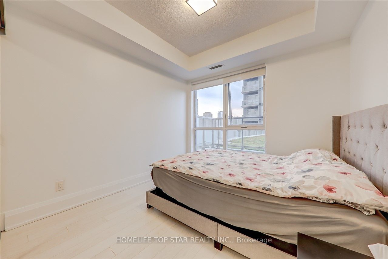 120 Harrison Garden Blvd, #901