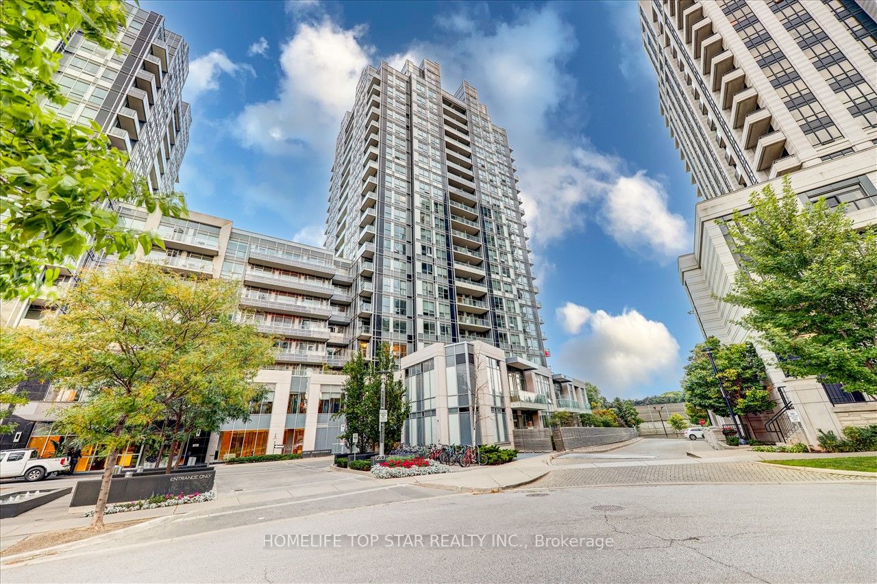120 Harrison Garden Blvd, #901