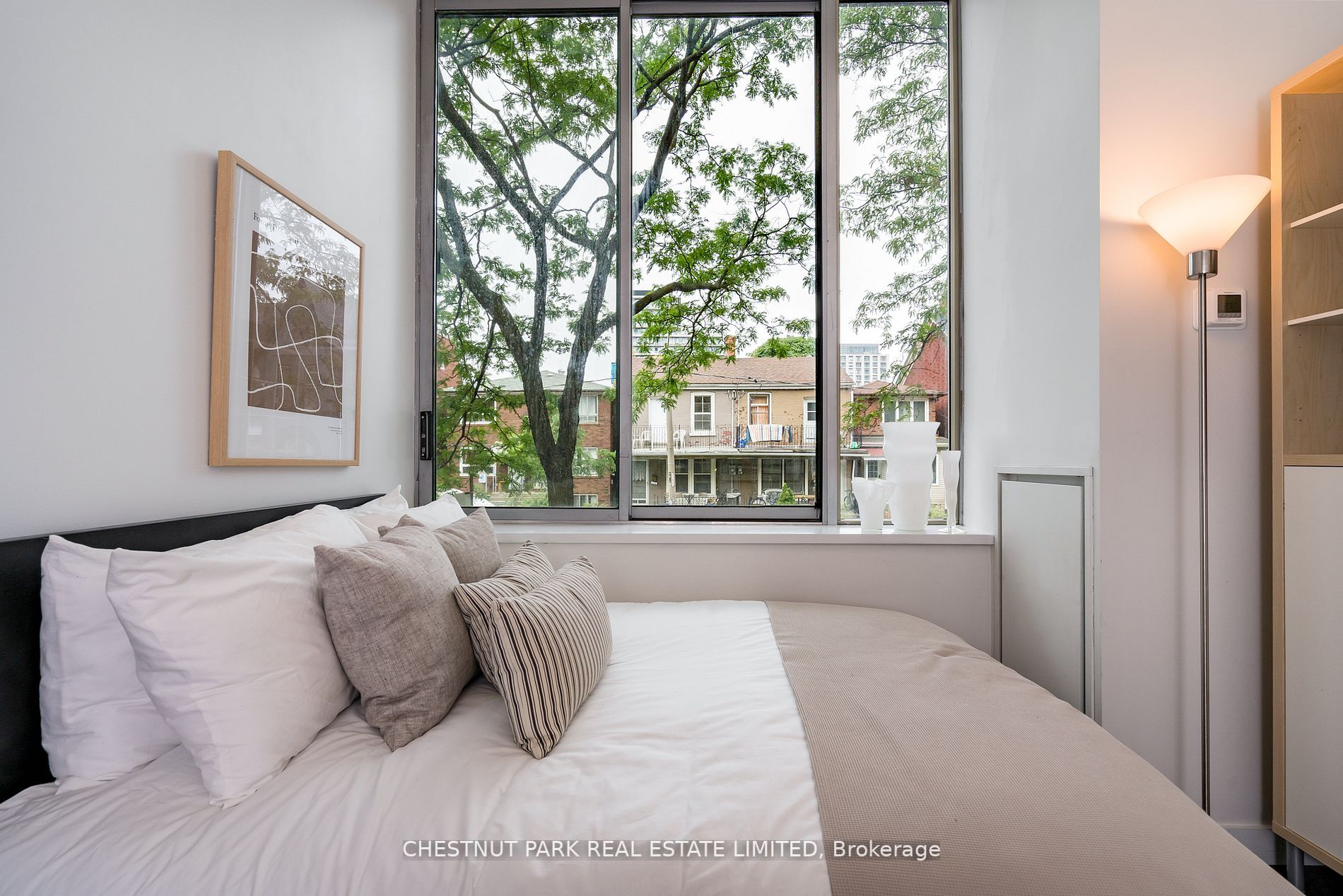 21 Nassau St, #208