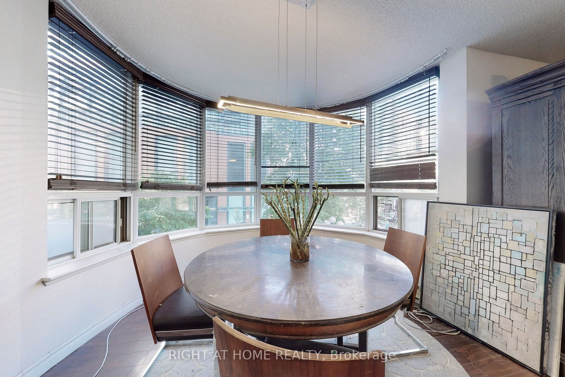 25 Maitland St, #205