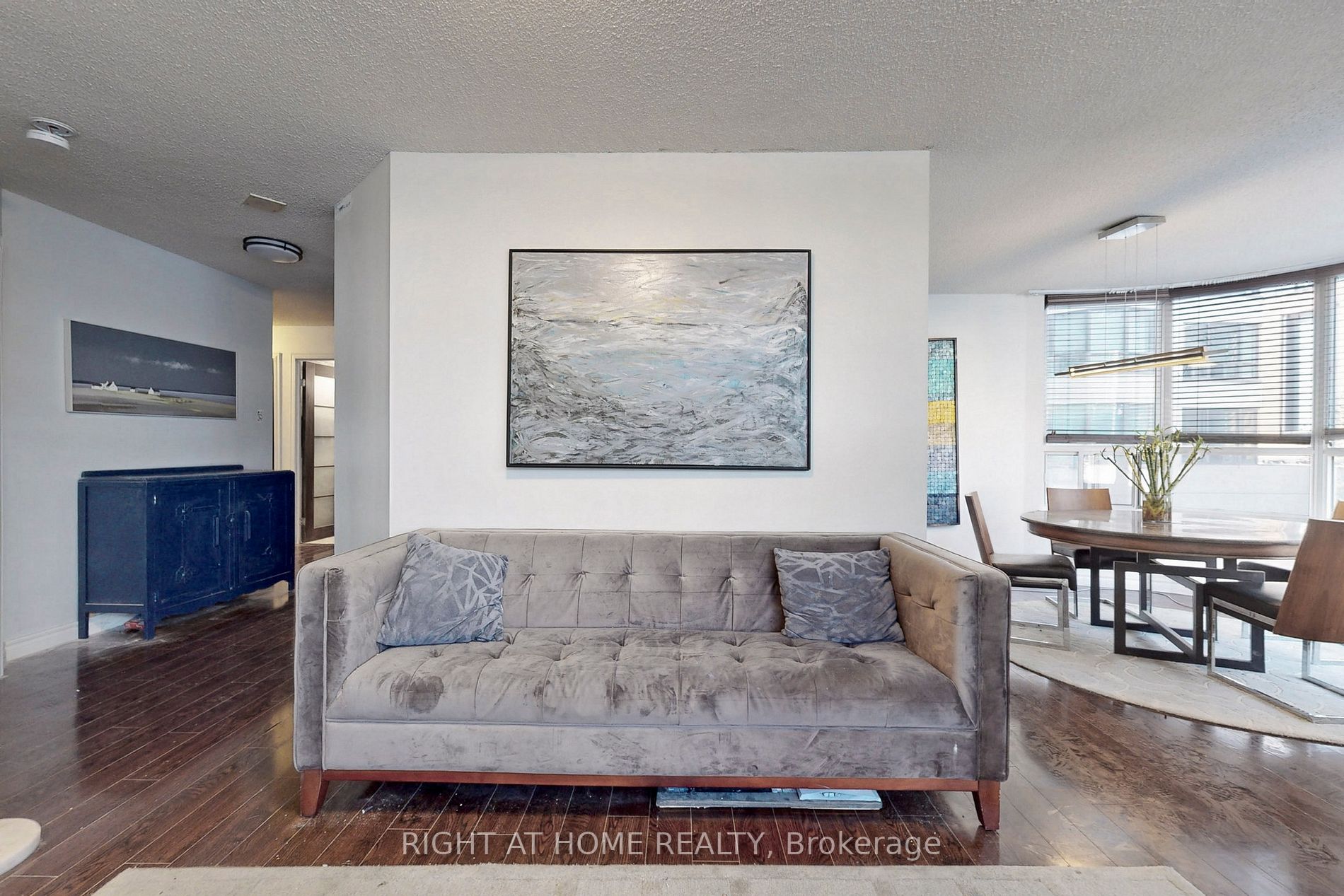 25 Maitland St, #205