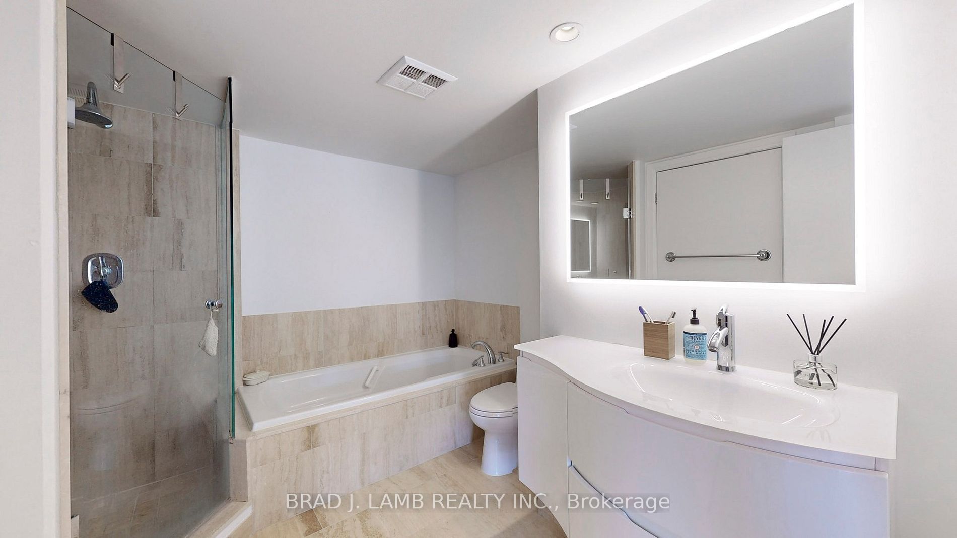 3 McAlpine Street, #411