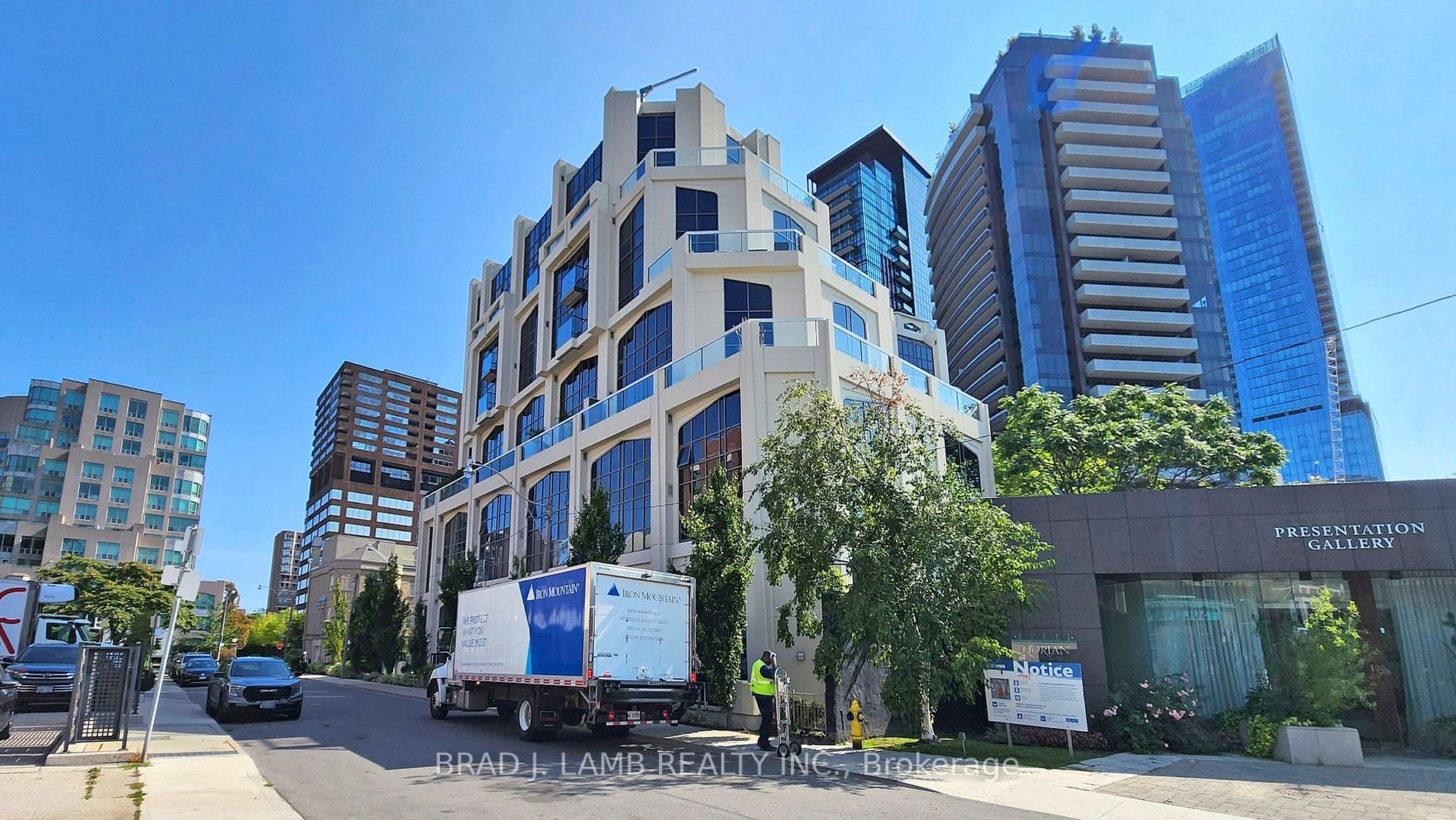 3 McAlpine Street, #411