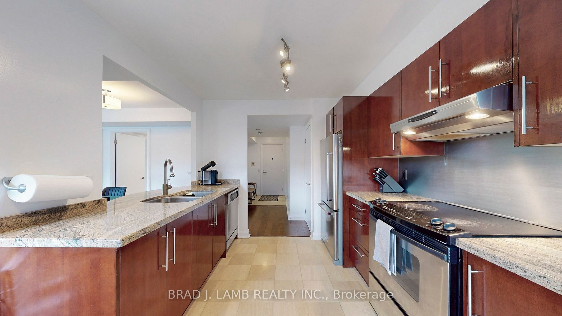 3 McAlpine Street, #411