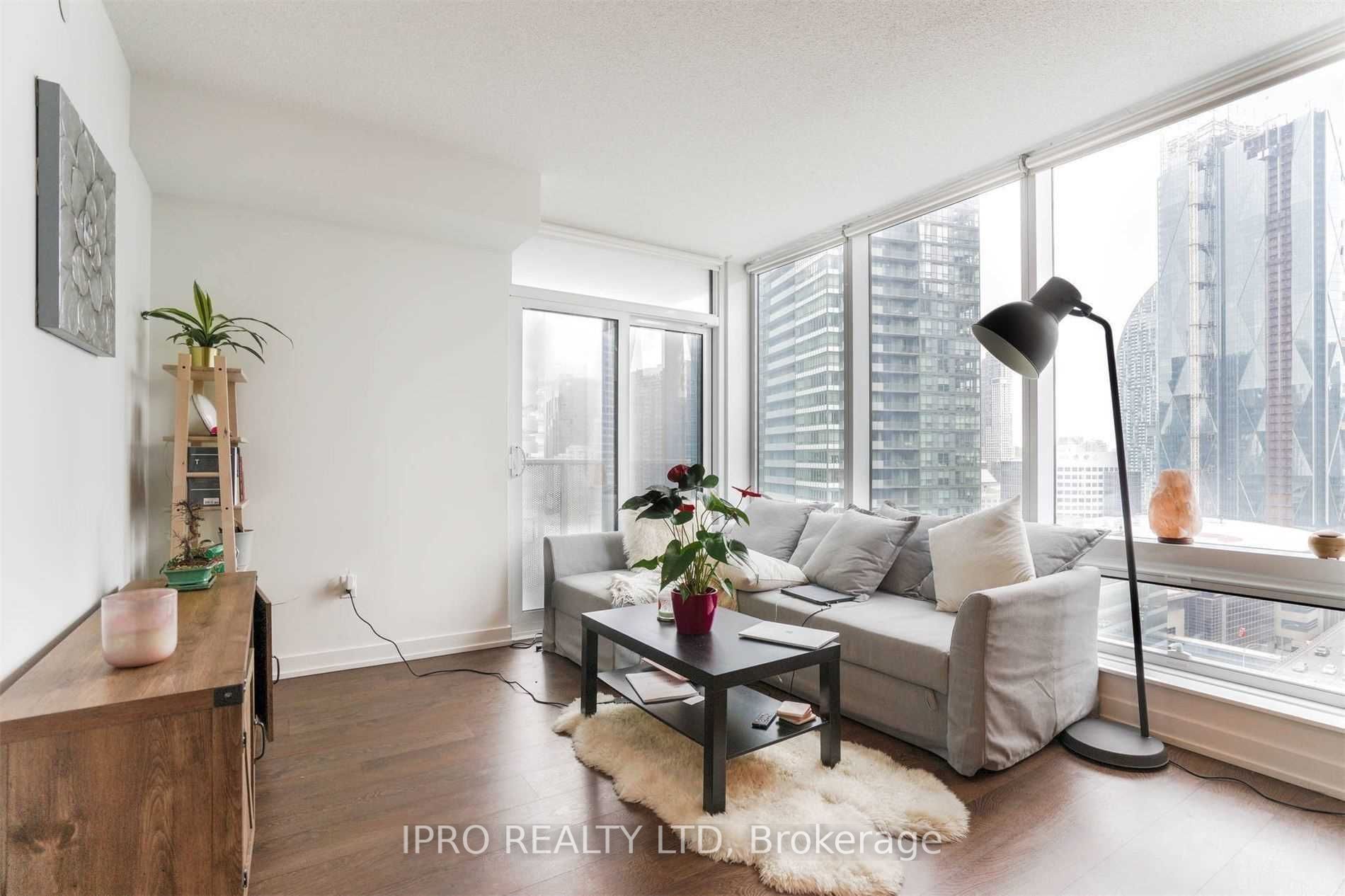 10 York St, #2803