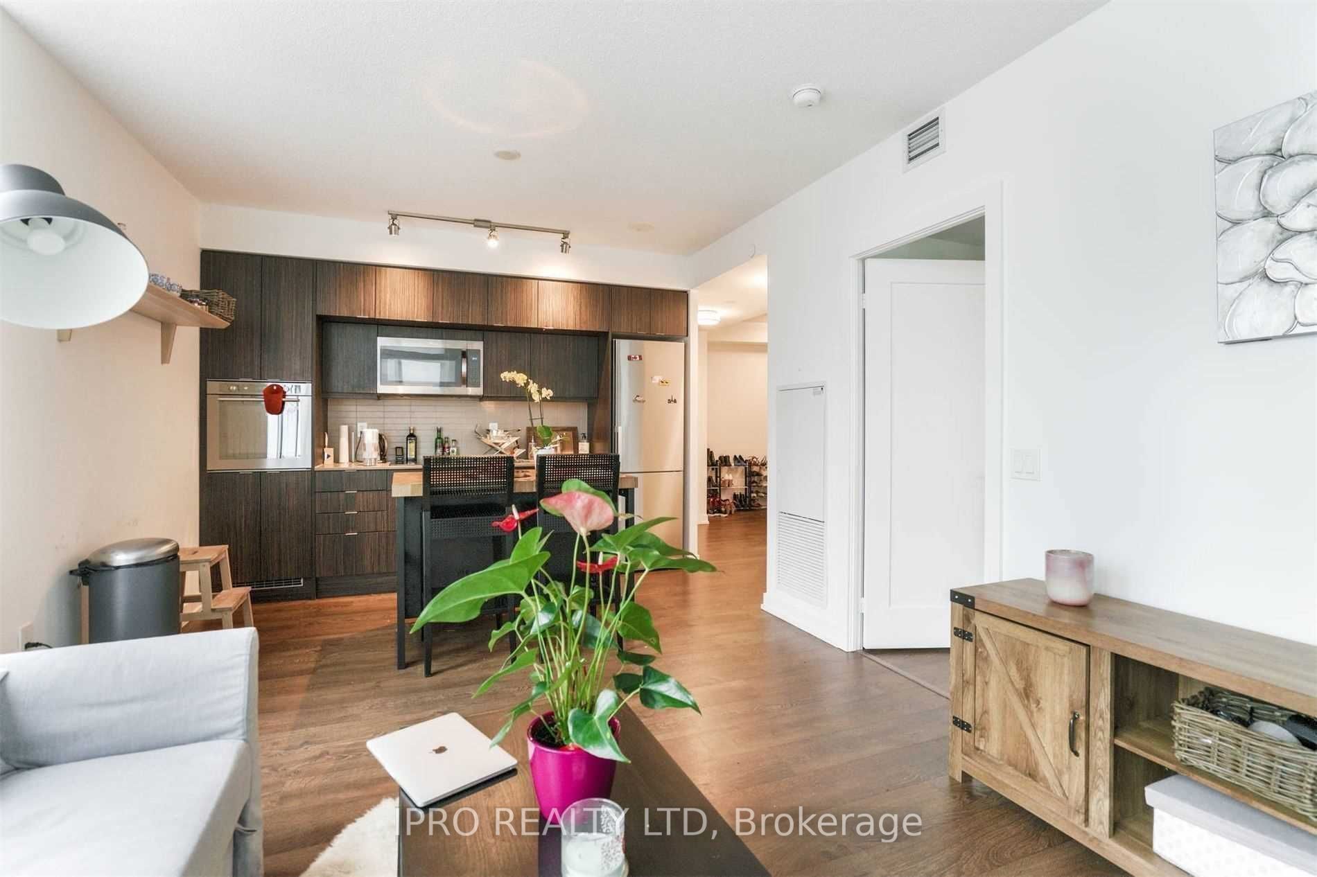 10 York St, #2803