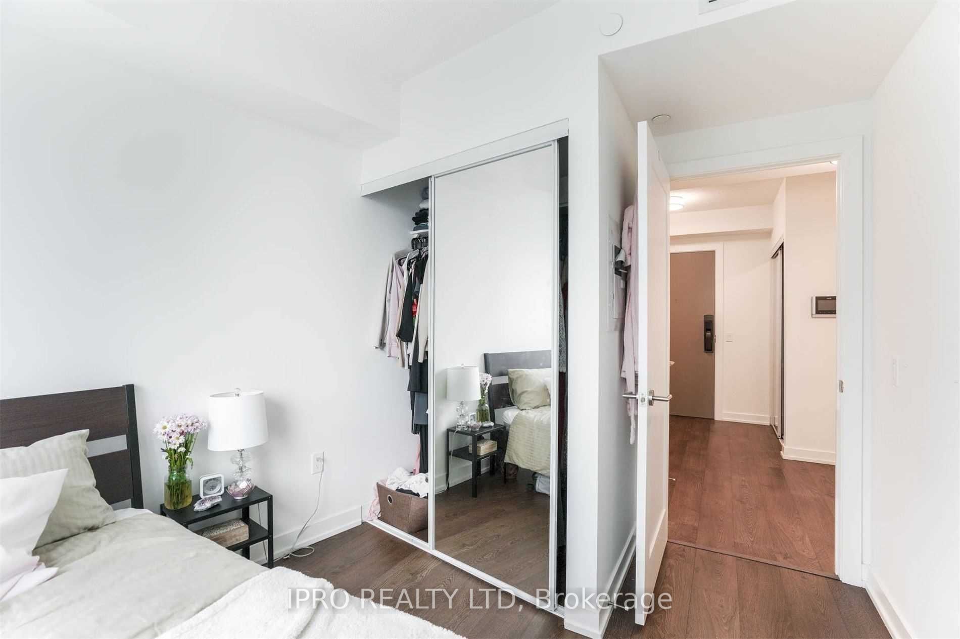 10 York St, #2803
