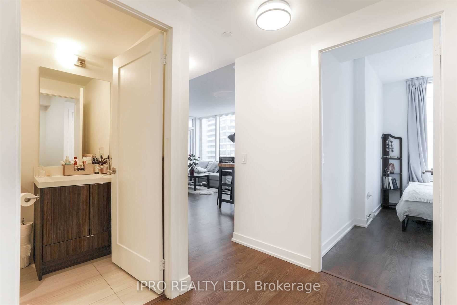 10 York St, #2803