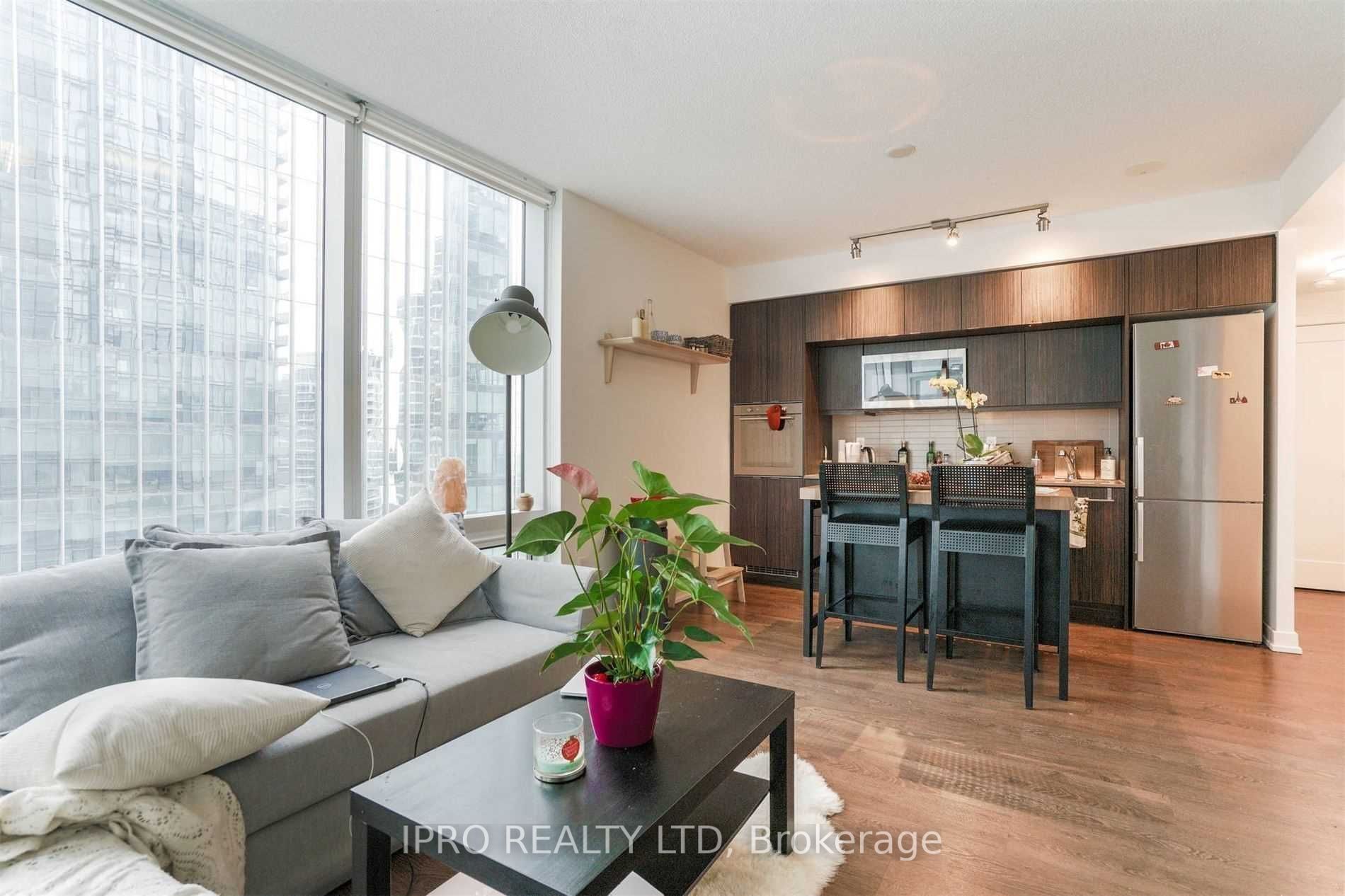 10 York St, #2803