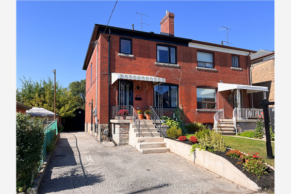 276 Oakwood Ave, Toronto