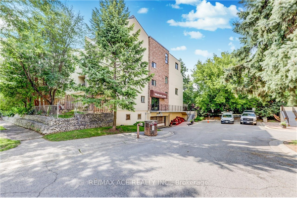 25 Pebble Bywy, Toronto