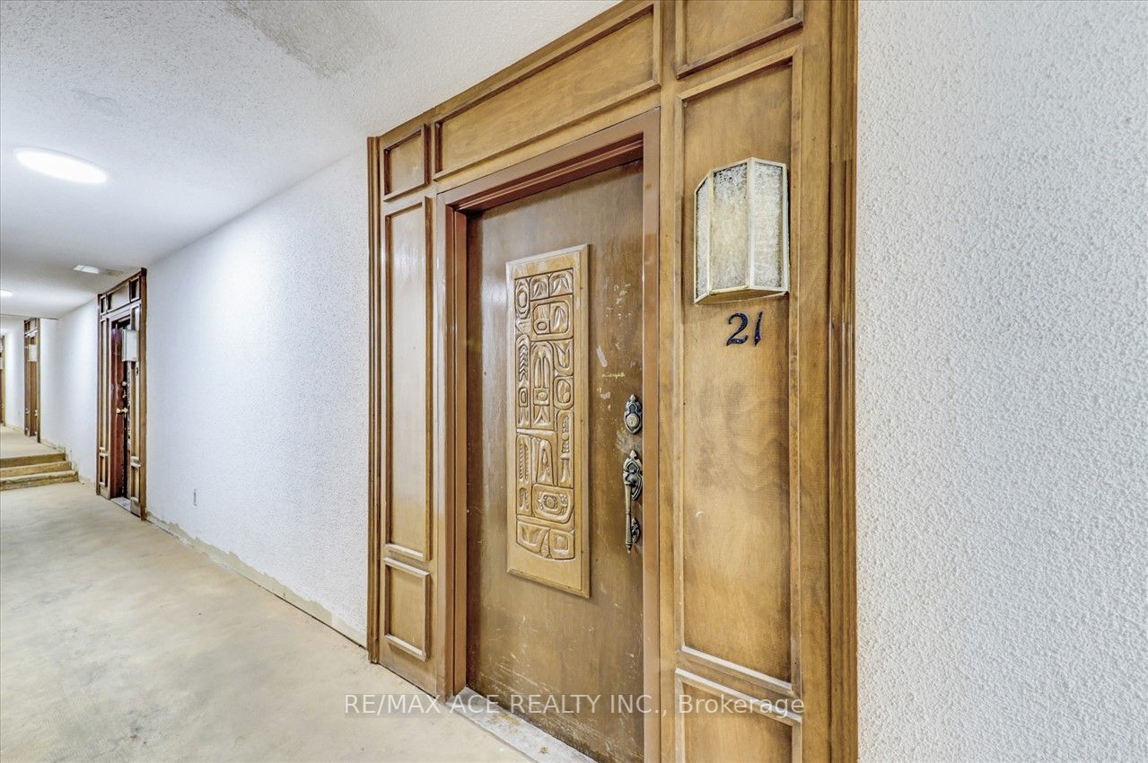 25 Pebble Bywy, #21