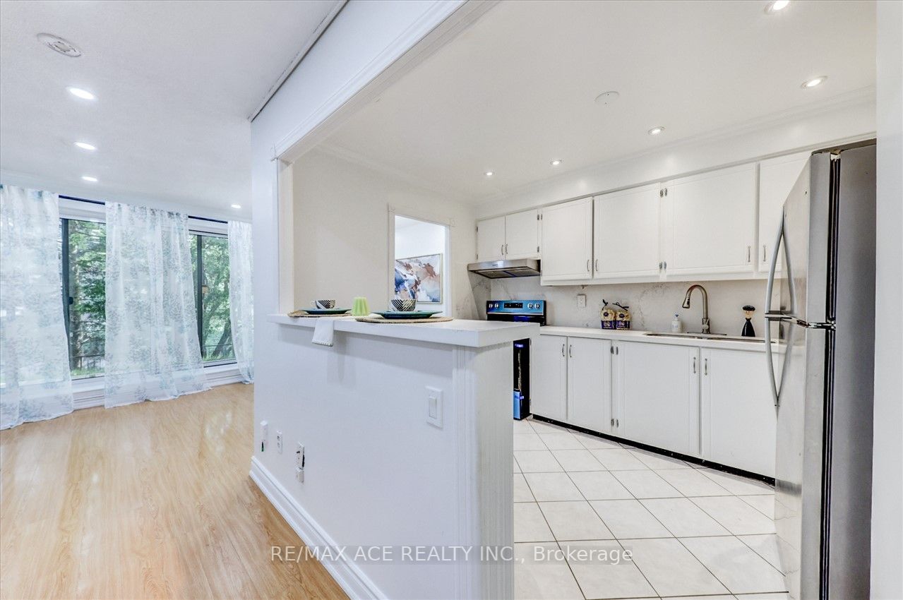 25 Pebble Bywy, #21