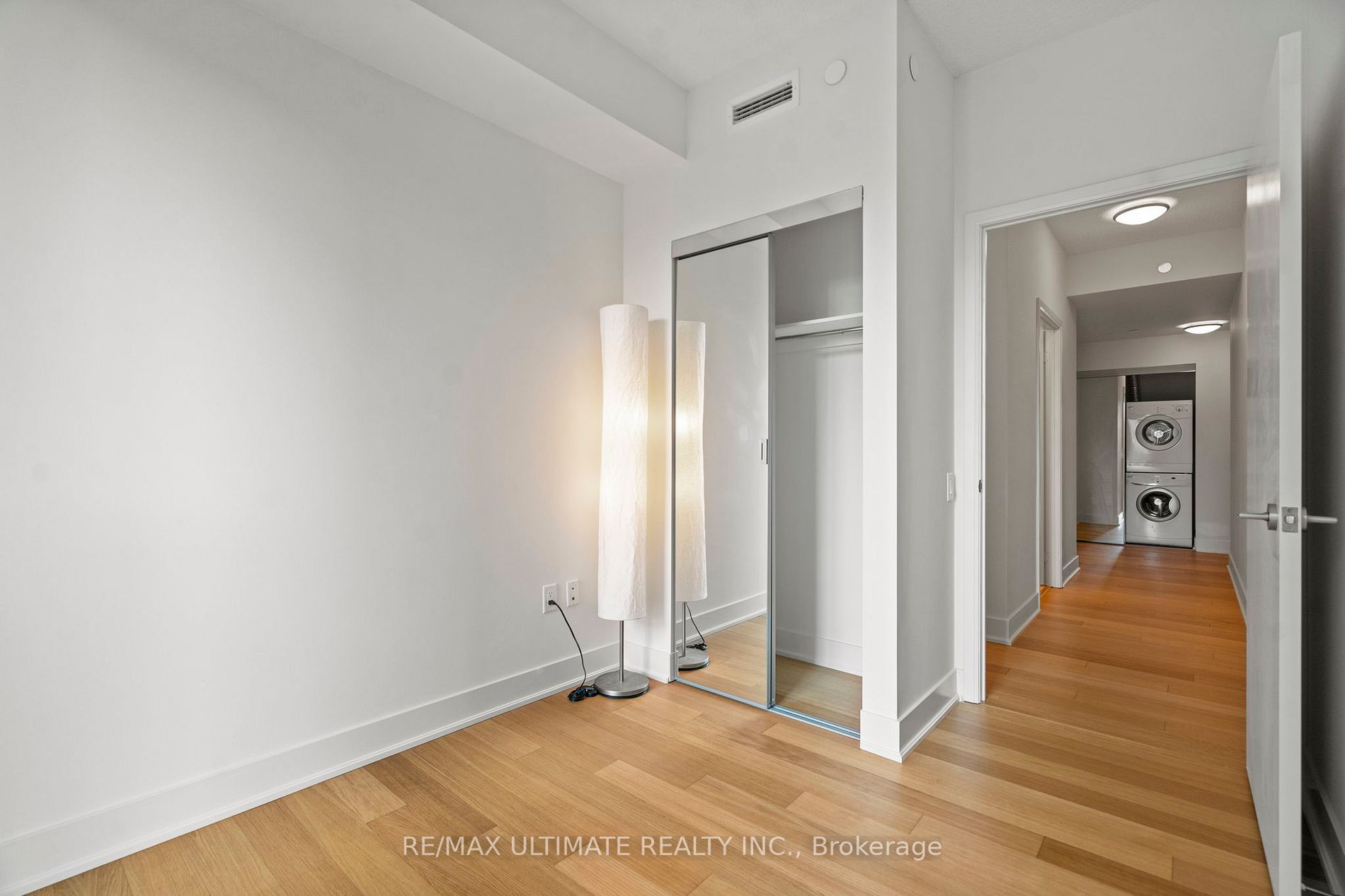 30 Roehampton Avenue, #802