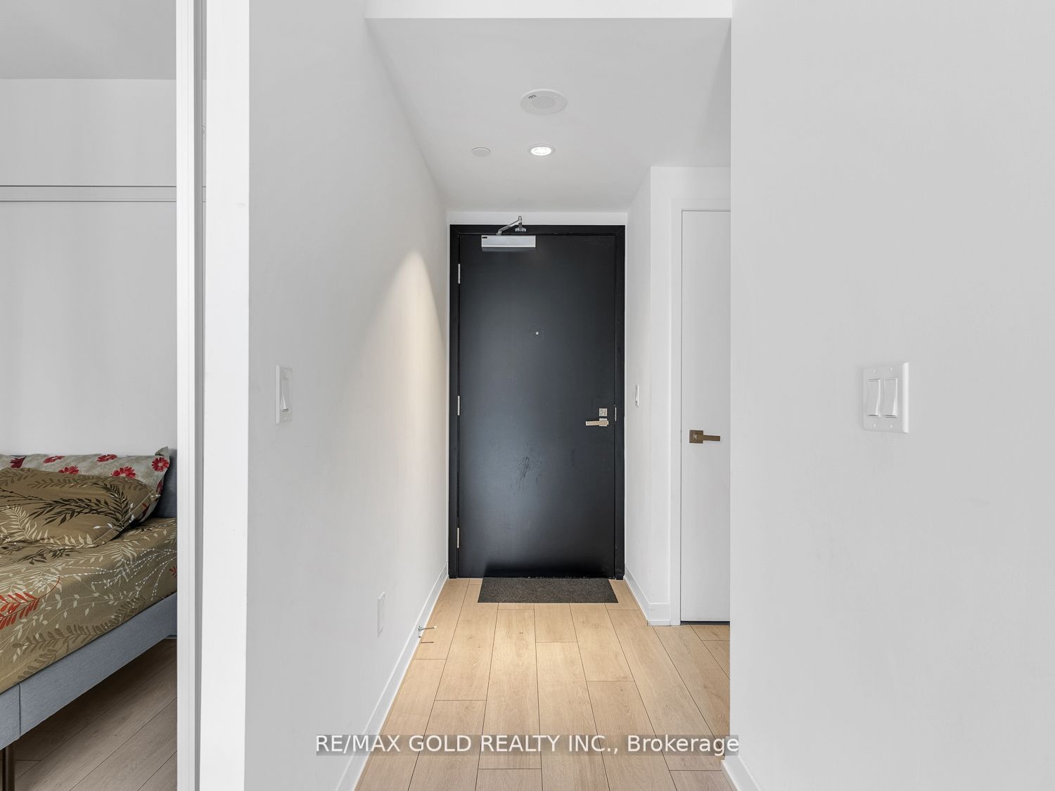 31 Tippett Rd, #453
