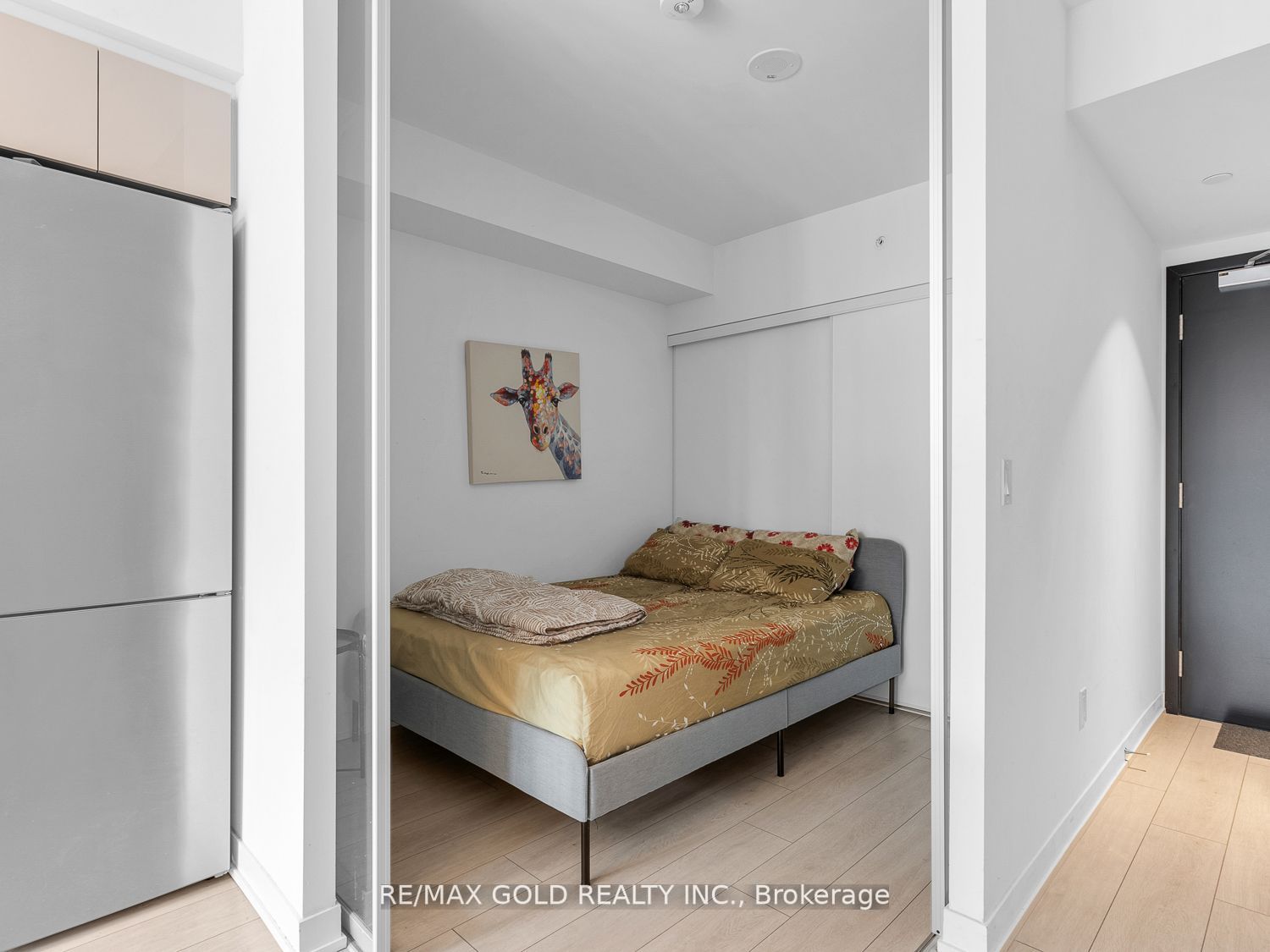 31 Tippett Rd, #453
