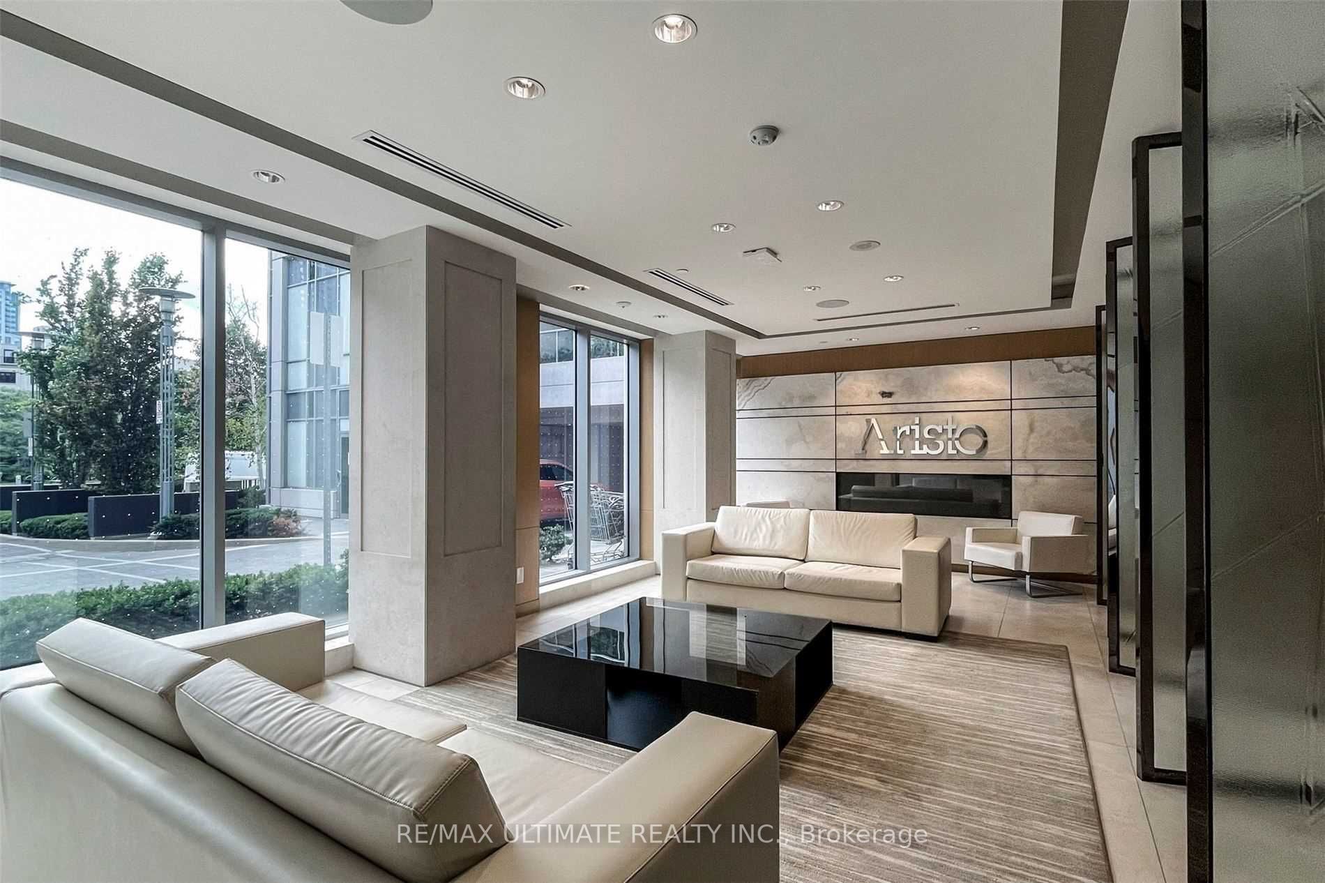 120 Harrison Garden Blvd, #1133
