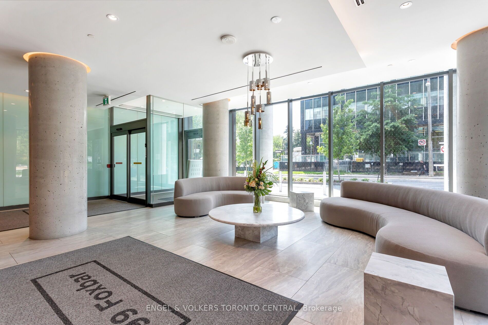99 Foxbar Rd, #501
