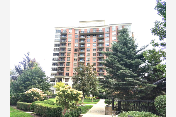 1103 Leslie St, Toronto