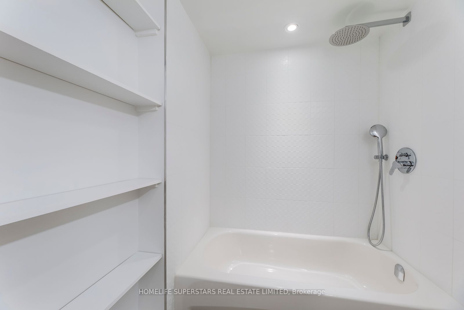 801 King St, #818