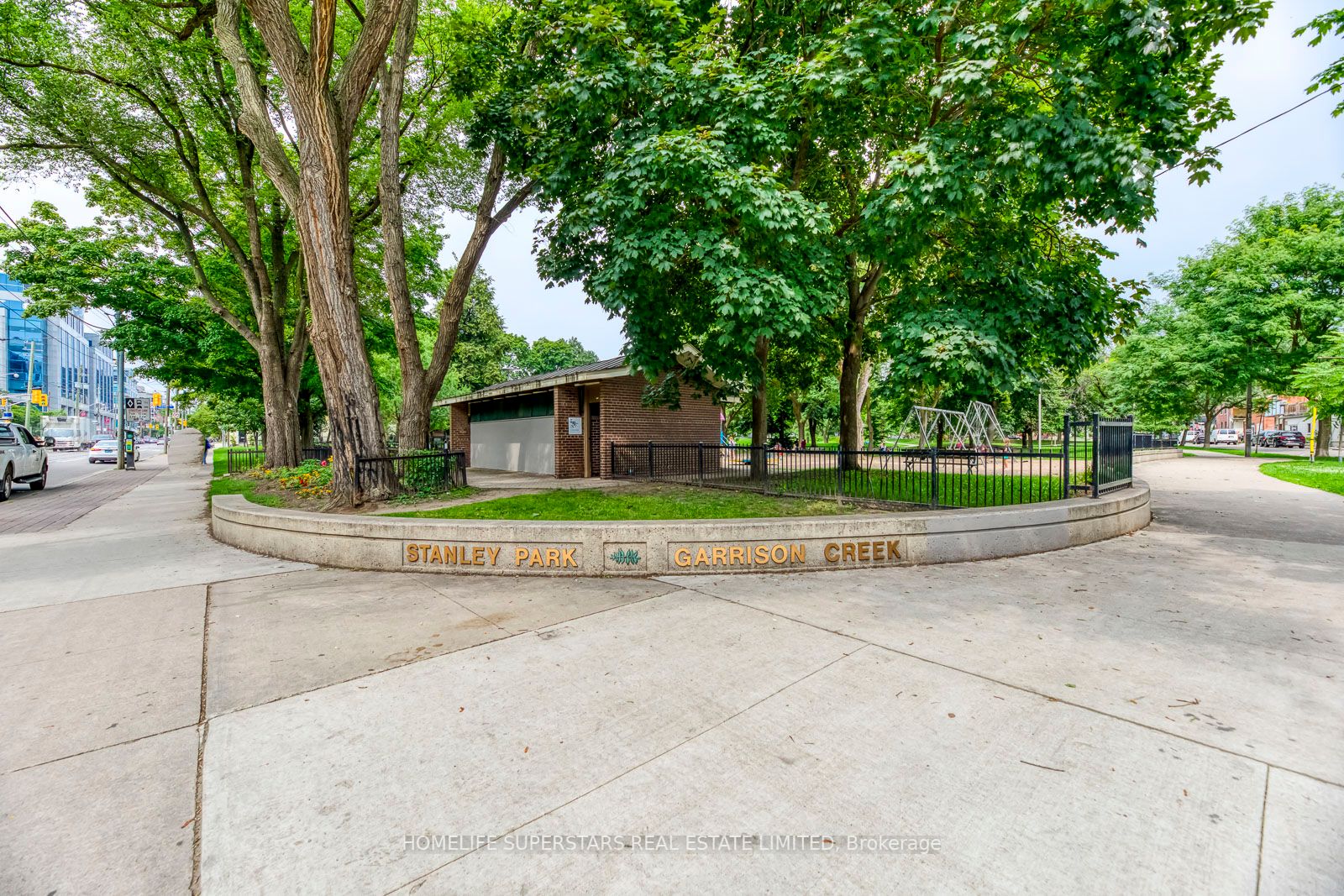 801 King St, #818