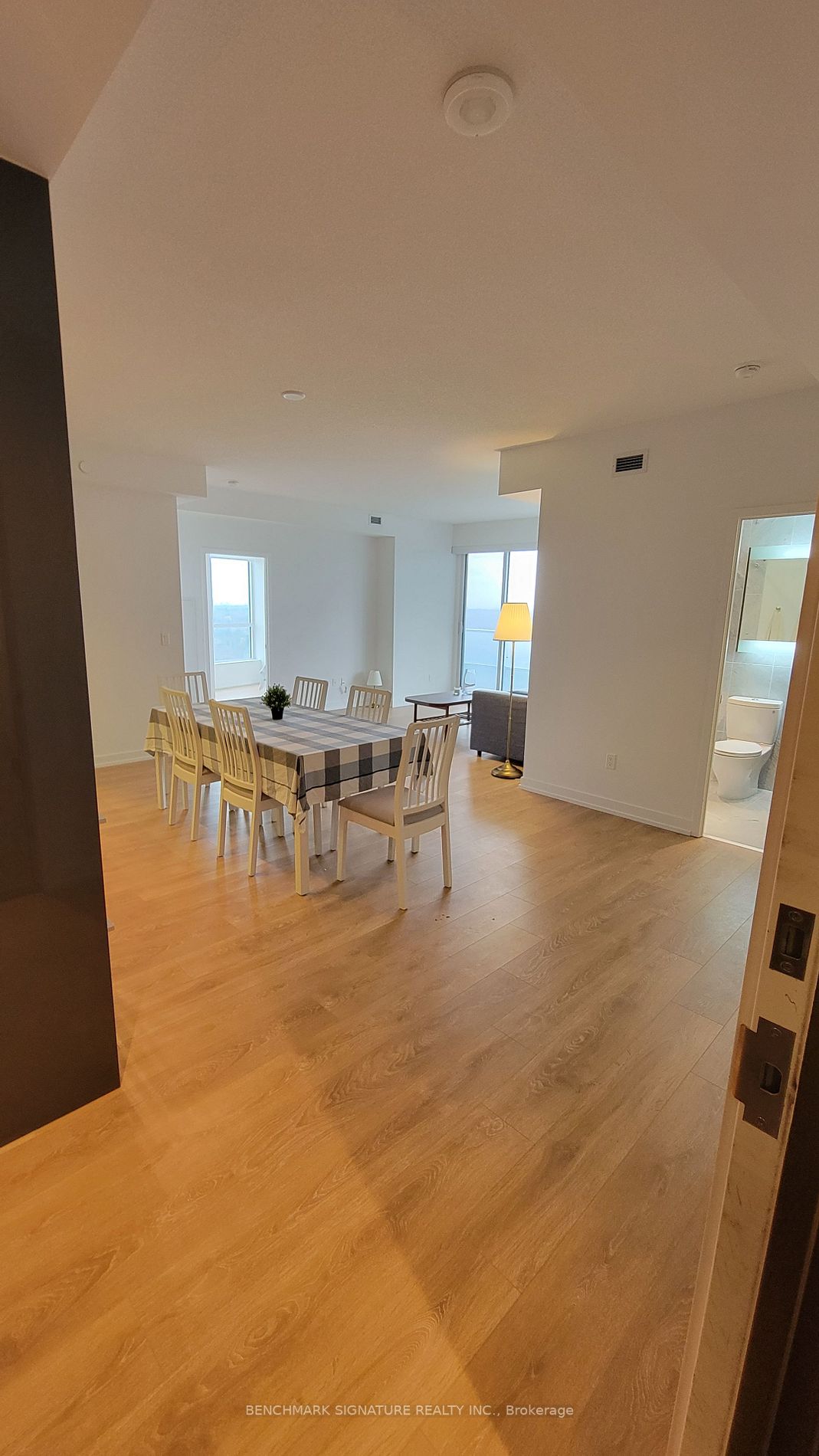 115 Mcmahon Dr, #2211