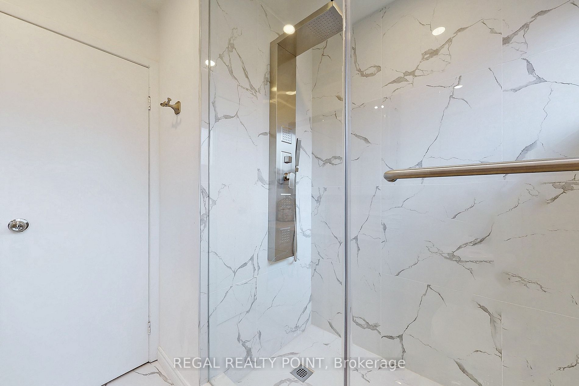78 Castlebury Cres, #5