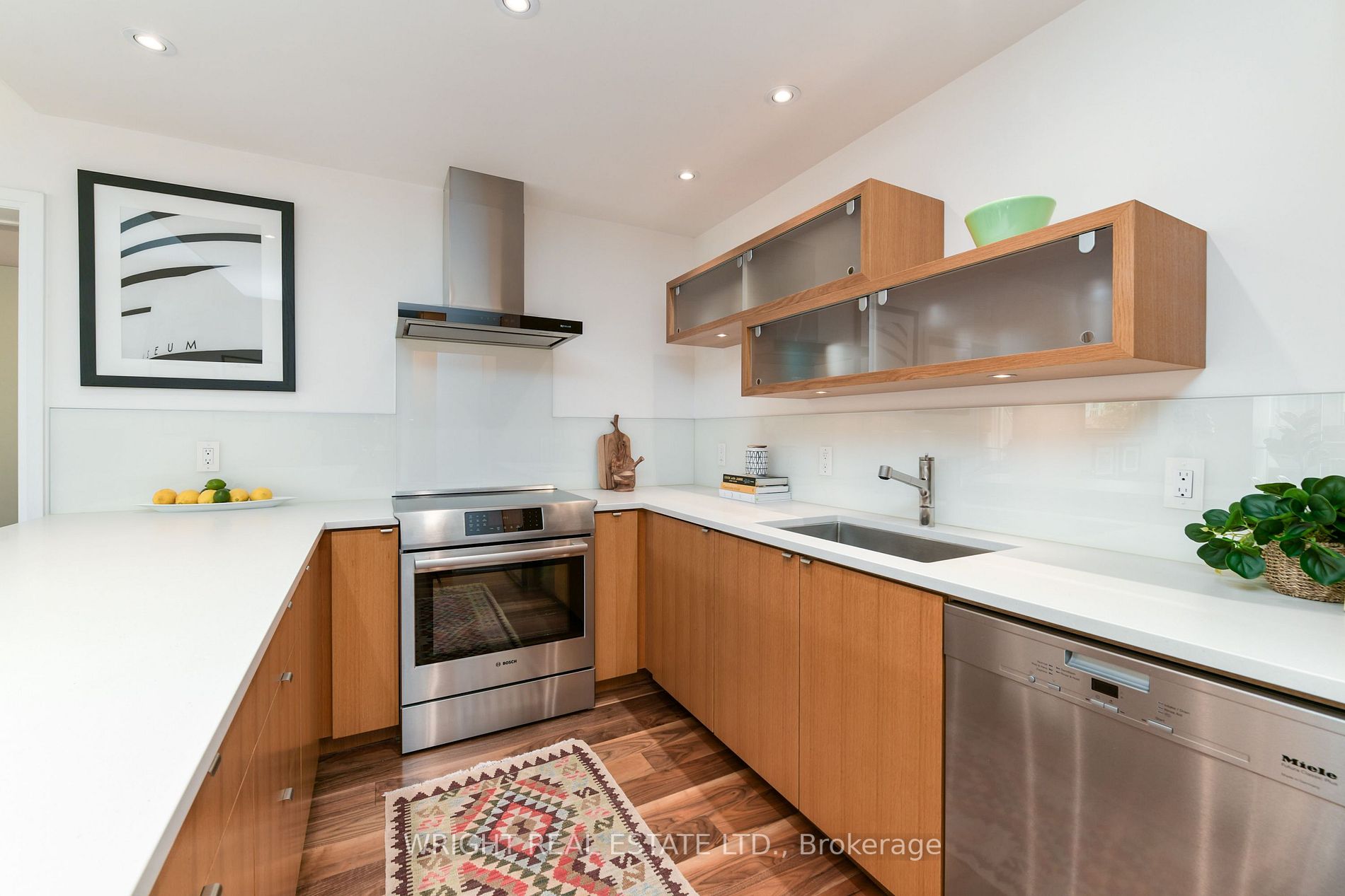 18 Beverley Street, #508