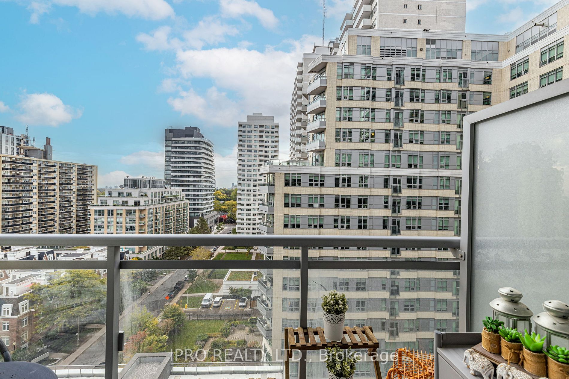 98 Lillian St, #1019