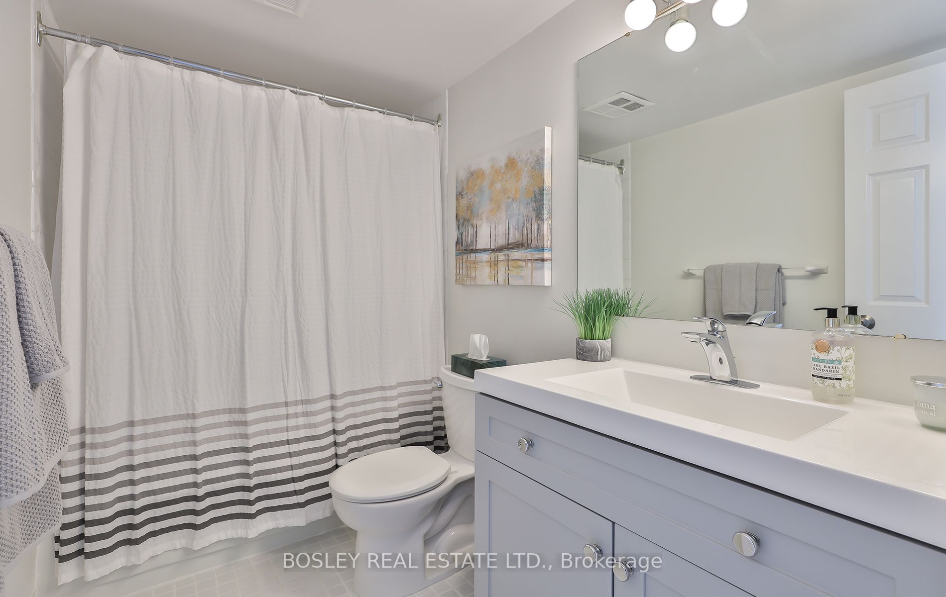 1 Concorde Place, #2302