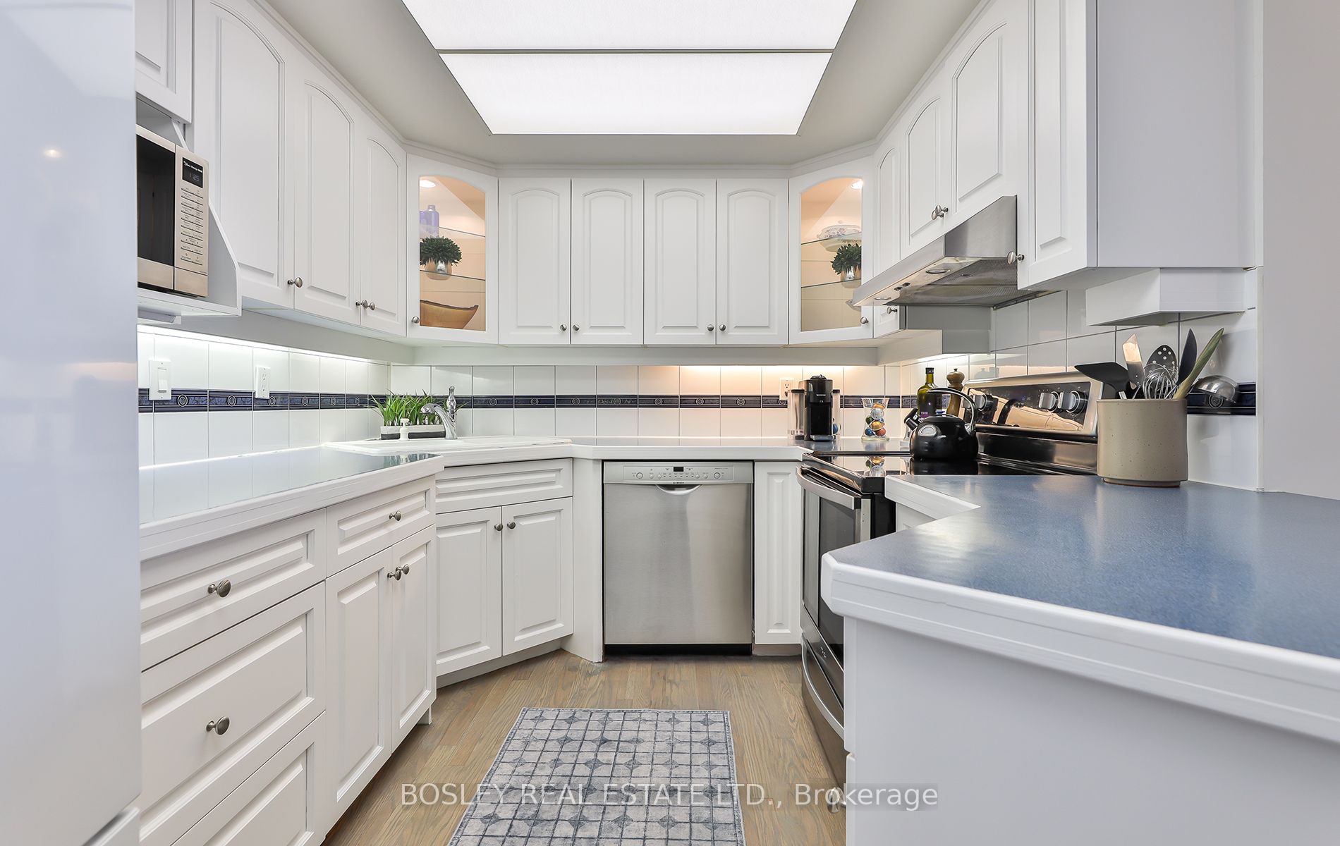 1 Concorde Place, #2302