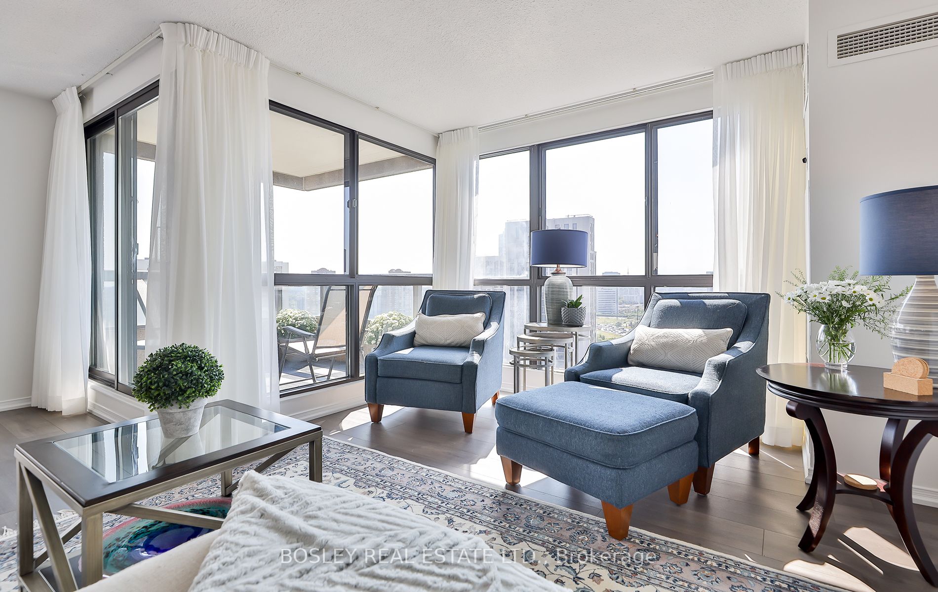 1 Concorde Place, #2302