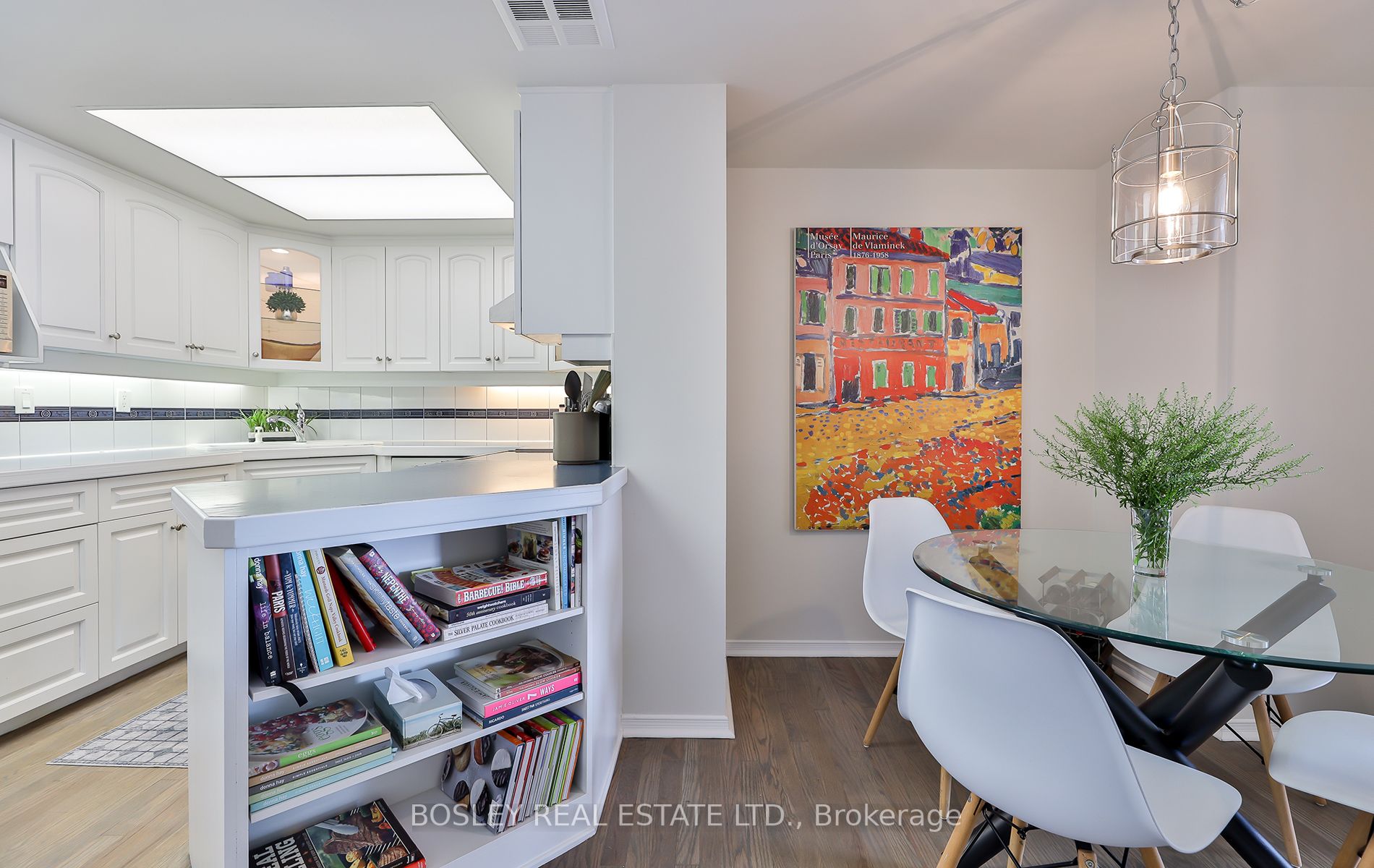 1 Concorde Place, #2302