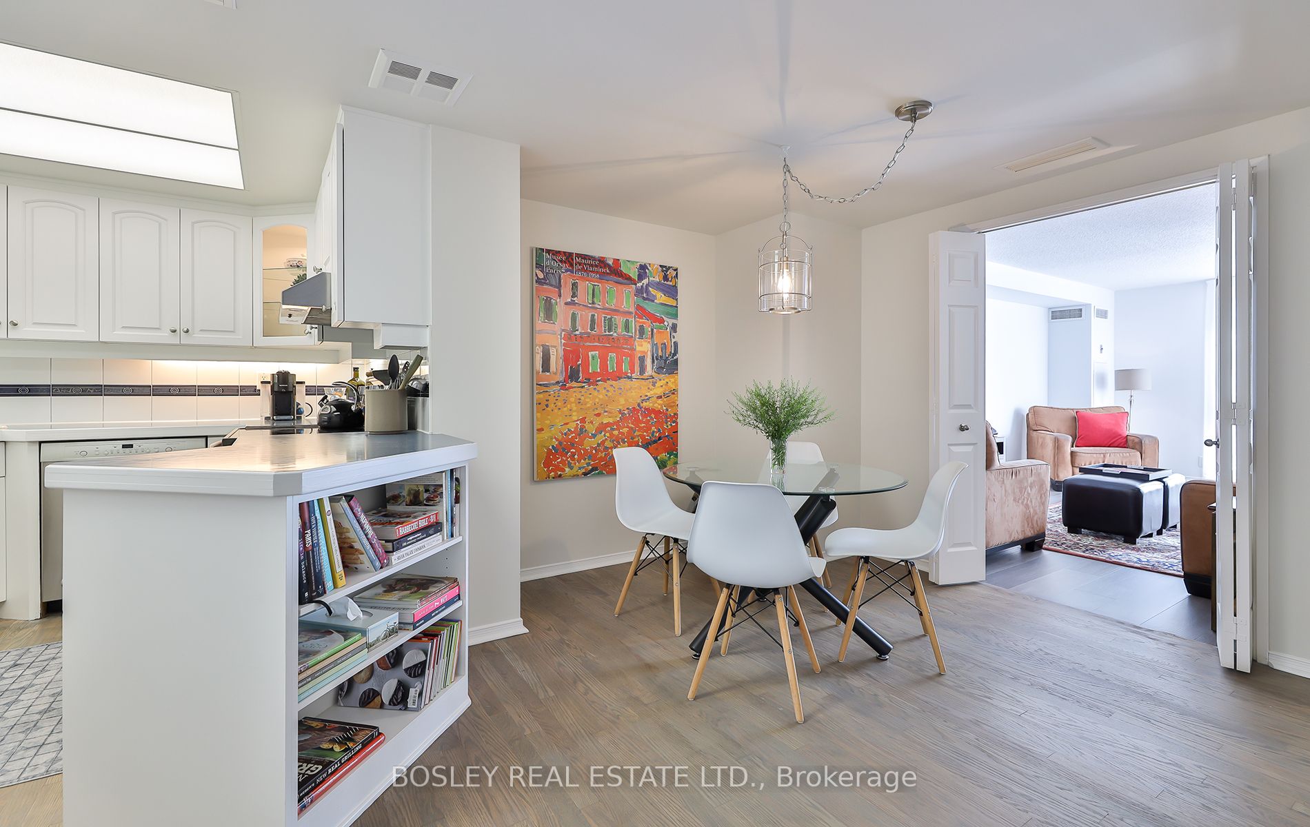 1 Concorde Place, #2302