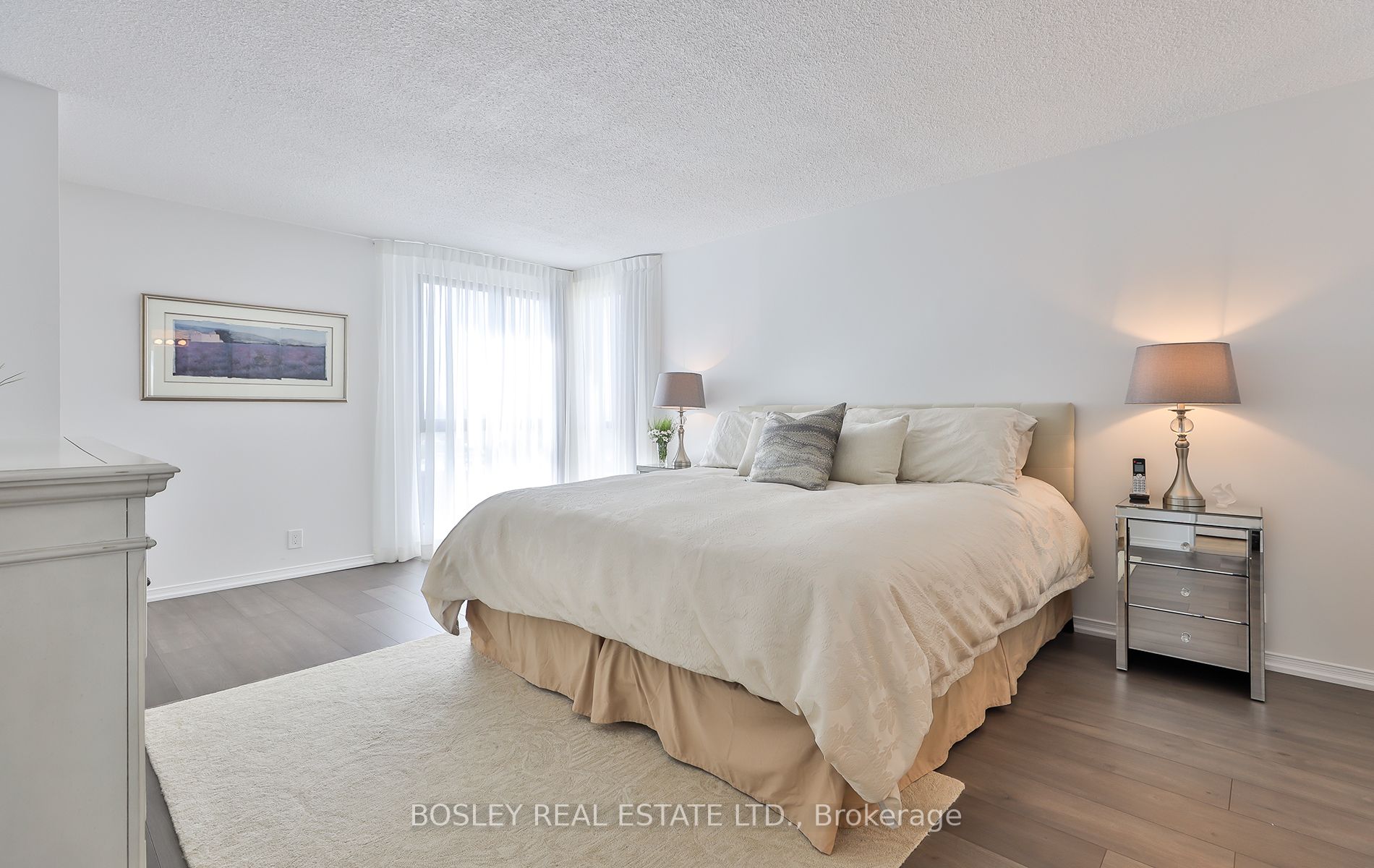 1 Concorde Place, #2302